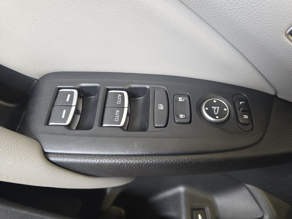 Used 2020 Honda Accord Touring image 28