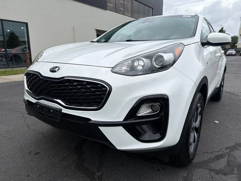 Used 2020 Kia Sportage LX AWD/4WD image 3