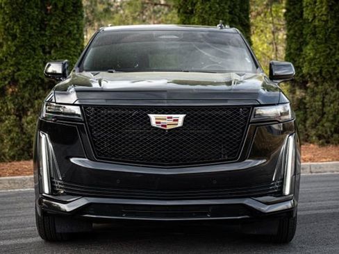 Used 2023 Cadillac Escalade Sport AWD/4WD image 18