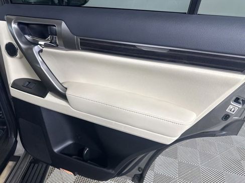 Used 2023 Lexus GX 460 Premium w/ Premium Plus Package AWD/4WD image 22