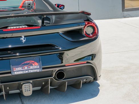 Used 2018 Ferrari 488 Spider RWD image 45