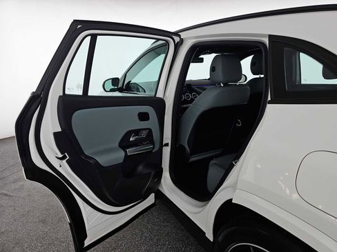 Certified 2025 Mercedes-Benz GLA 35 AMG AMG GLA 35 image 16