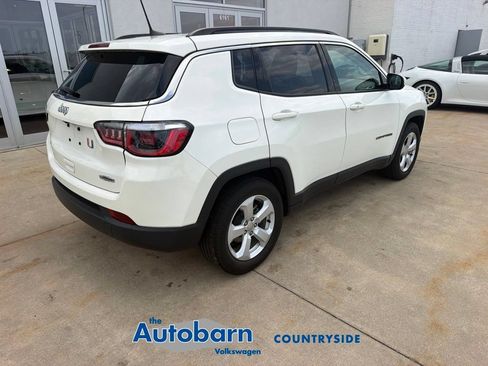 Used 2018 Jeep Compass Latitude w/ Popular Equipment Group FWD image 6