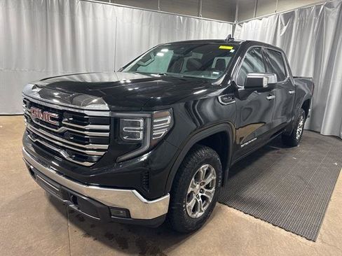 Certified 2024 GMC Sierra 1500 SLT image 15