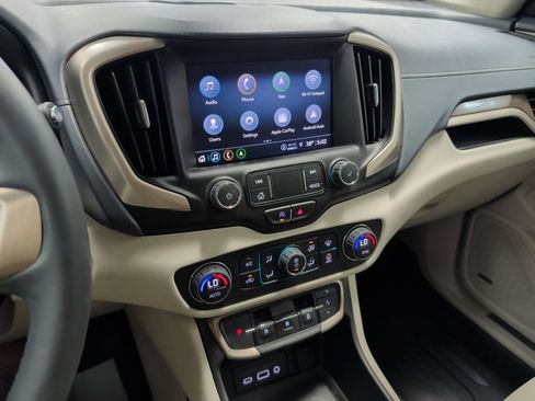 Used 2023 GMC Terrain Denali w/ Denali Premium Package image 10