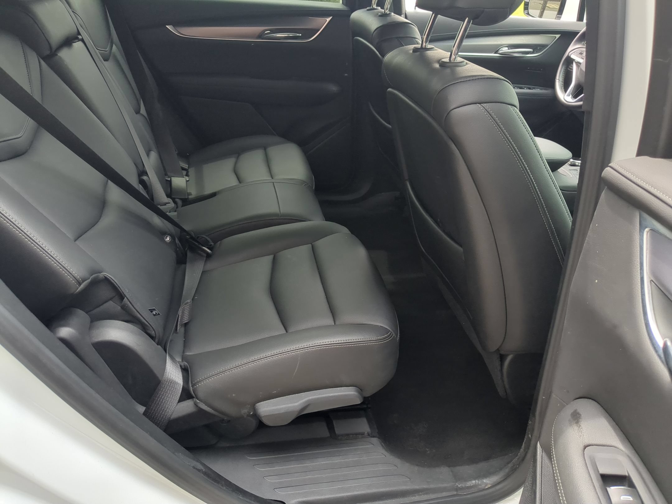 Certified 2024 Cadillac XT6 Luxury AWD/4WD image 25