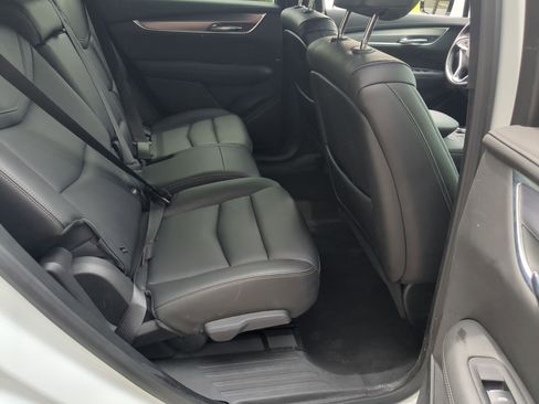 Used 2024 Cadillac XT6 Luxury AWD/4WD image 25