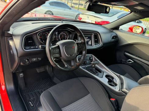 Used 2020 Dodge Challenger GT RWD image 21