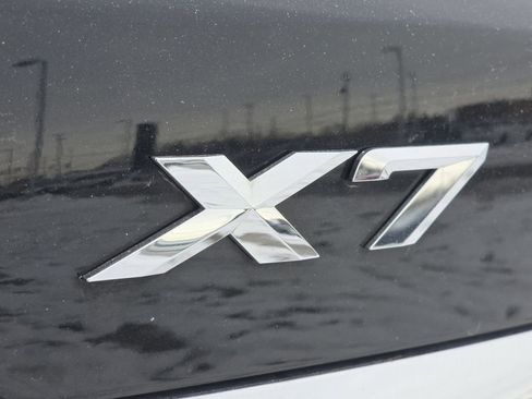 Used 2021 BMW X7 xDrive40i w/ Premium Package image 15