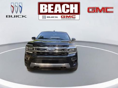 Used 2024 Ford Expedition Limited AWD/4WD image 7