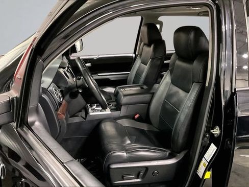 Used 2020 Toyota Tundra Limited w/ Limited Premium Package AWD/4WD image 26