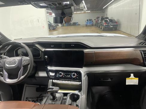 New 2026 GMC Sierra 1500 Denali Ultimate image 16