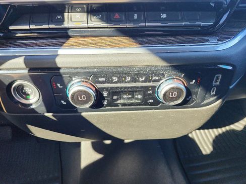 Certified 2024 GMC Sierra 1500 SLE image 17