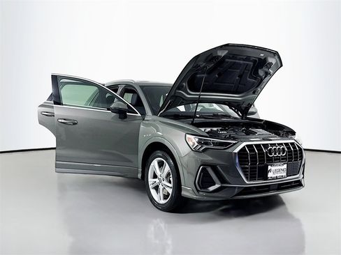 Used 2019 Audi Q3 2.0T Premium Plus image 19