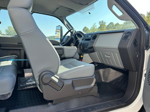 New 2026 Ford F650 2WD SuperCab Super Duty image 33