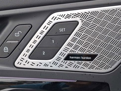 Used 2025 BMW X1 xDrive28i w/ Premium Package image 26