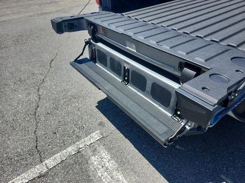 Certified 2025 GMC Sierra 1500 AT4 w/ AT4 Premium Package AWD/4WD image 12