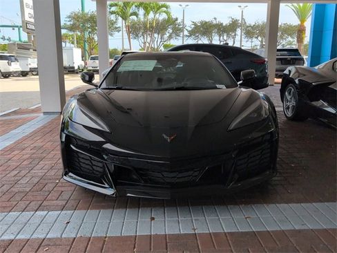 Certified 2025 Chevrolet Corvette Z06 image 3