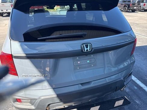 Used 2022 Honda Passport EX-L image 3