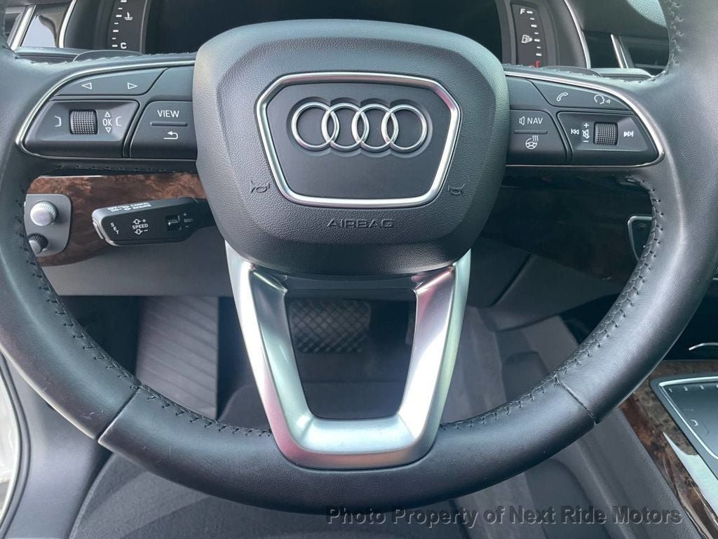Used 2018 Audi Q7 3.0T Prestige AWD/4WD image 16
