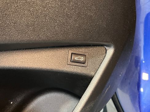 Used 2023 BMW M240i xDrive Coupe w/ Premium Package image 27