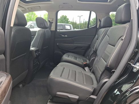 Used 2023 GMC Acadia Denali w/ Black Diamond Edition AWD/4WD image 12