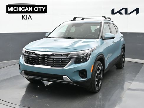Used 2024 Kia Seltos EX AWD/4WD image 1