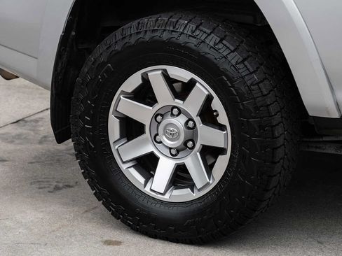 Used 2015 Toyota 4Runner Trail AWD/4WD image 55