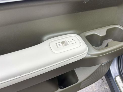 Certified 2025 Hyundai Santa Fe Calligraphy image 11