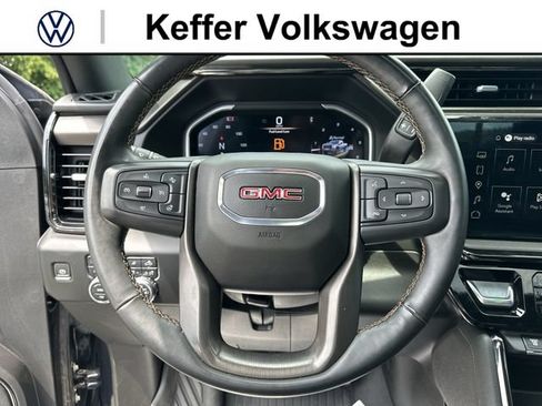 Used 2024 GMC Sierra 2500 AT4 w/ AT4 Preferred Package AWD/4WD image 16
