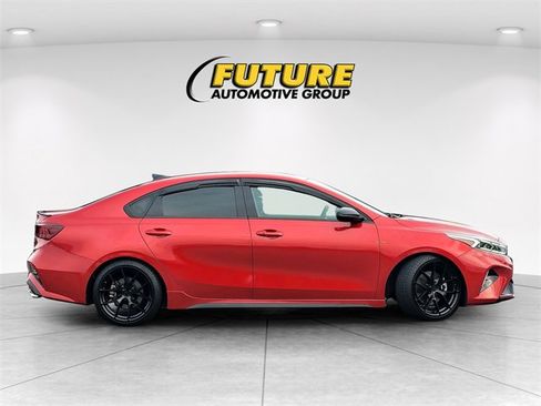 Used 2023 Kia Forte GT image 3