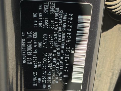 Used 2024 Kia Telluride EX X-Line AWD/4WD image 35
