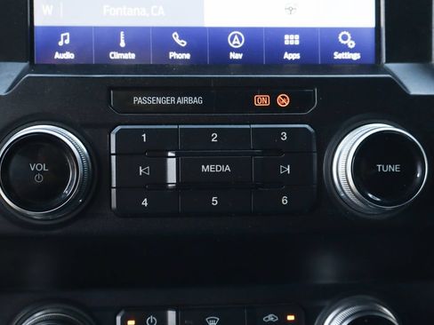 Used 2021 Ford F250 Platinum w/ FX4 Off-Road Package AWD/4WD image 46