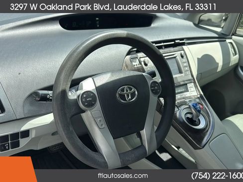 Used 2013 Toyota Prius Two image 21