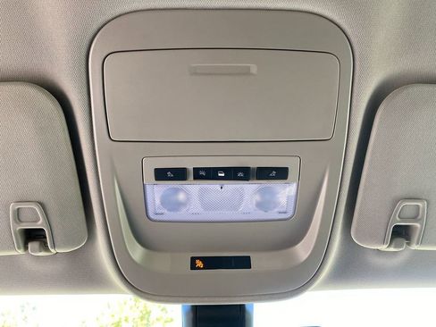 Used 2021 GMC Canyon AT4 image 23