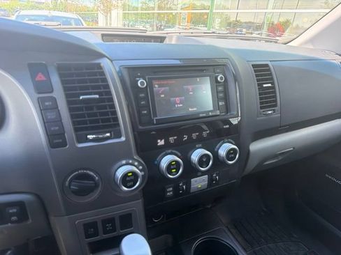 Used 2016 Toyota Sequoia Limited AWD/4WD image 28