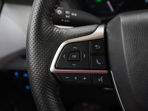 Used 2023 Toyota Sienna XSE FWD image 27