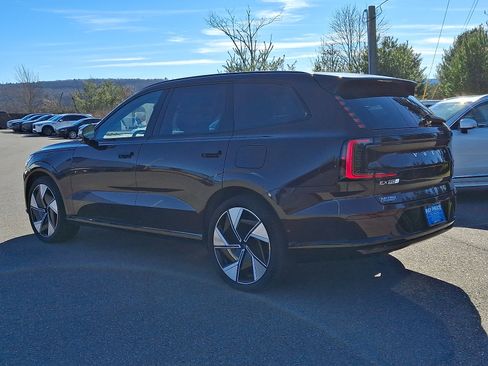 New 2025 Volvo EX90 Ultra AWD/4WD image 4