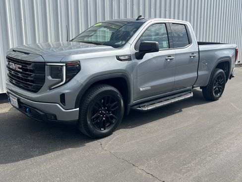 Used 2025 GMC Sierra 1500 Elevation AWD/4WD image 1