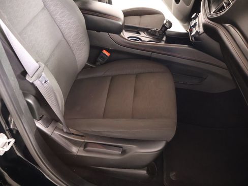 Used 2023 Dodge Durango GT RWD image 15