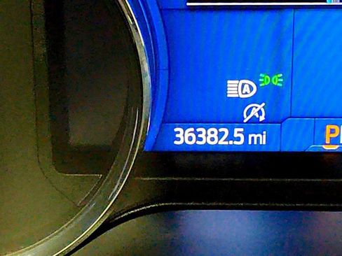 Used 2023 Ford Expedition Limited image 16