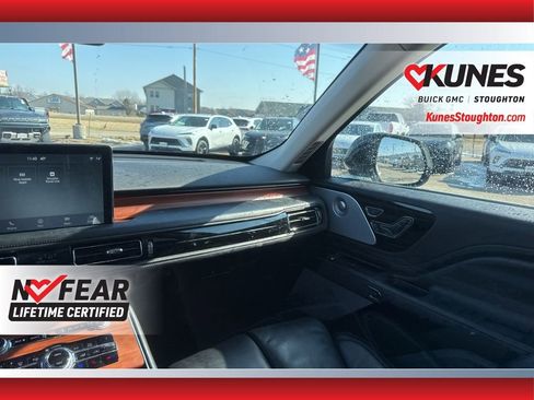 Used 2020 Lincoln Aviator Reserve w/ Equipment Group 202A image 42