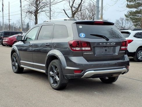 Used 2020 Dodge Journey Crossroad w/ Popular Equipment Group image 7