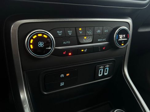 Used 2021 Ford EcoSport SES image 15