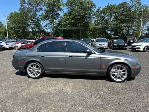 Used 2005 Jaguar S-TYPE R image 4