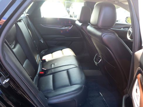 Used 2019 Cadillac XTS Luxury FWD image 12