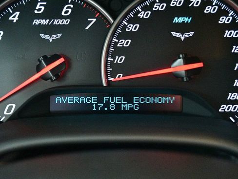 Used 2008 Chevrolet Corvette Coupe w/ Preferred Equipment Group RWD image 34