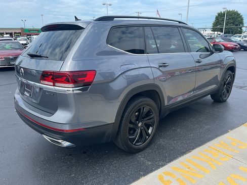 Used 2023 Volkswagen Atlas SE AWD/4WD image 8
