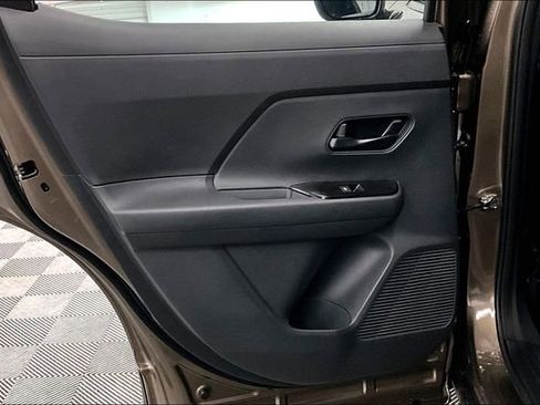 New 2026 Nissan Kicks S image 32