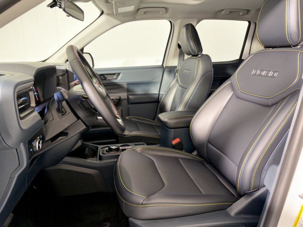 Used 2025 Ford Maverick Lobo AWD/4WD image 5